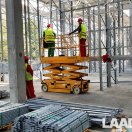 laadur-musu-darbi-plaukti-02-02