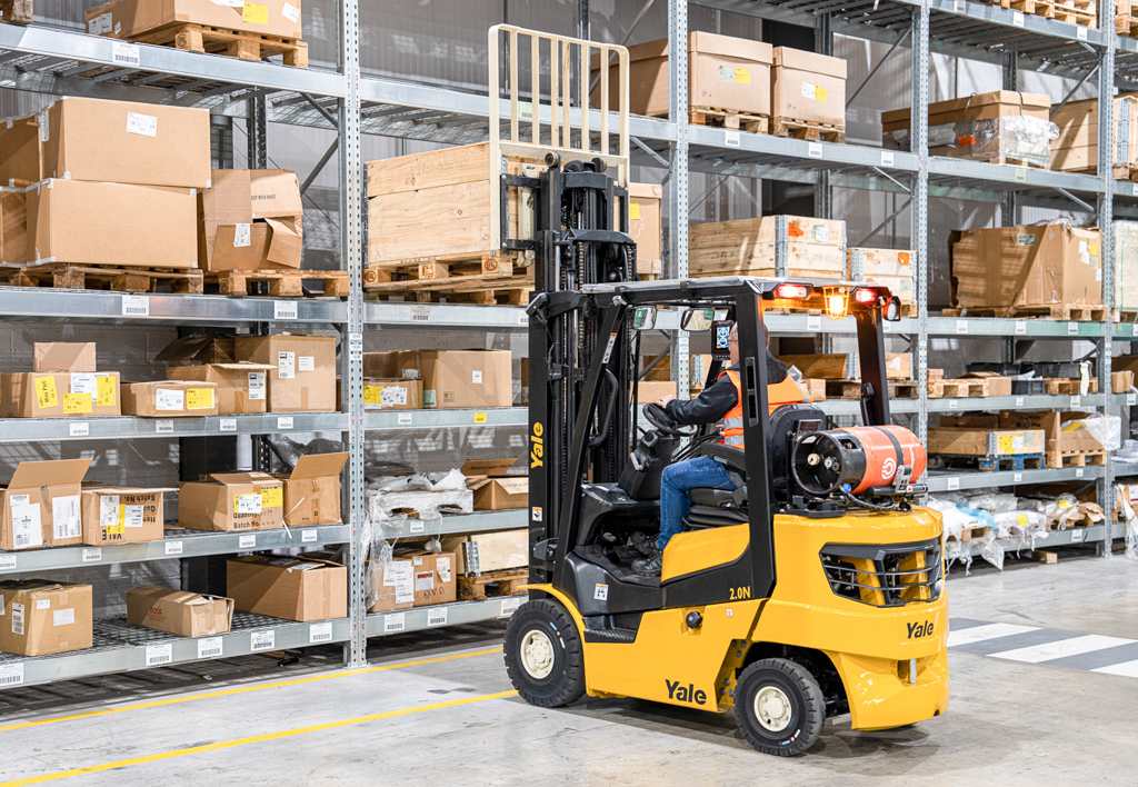 products.forklifts.counterbalanced-(yale, n)-03