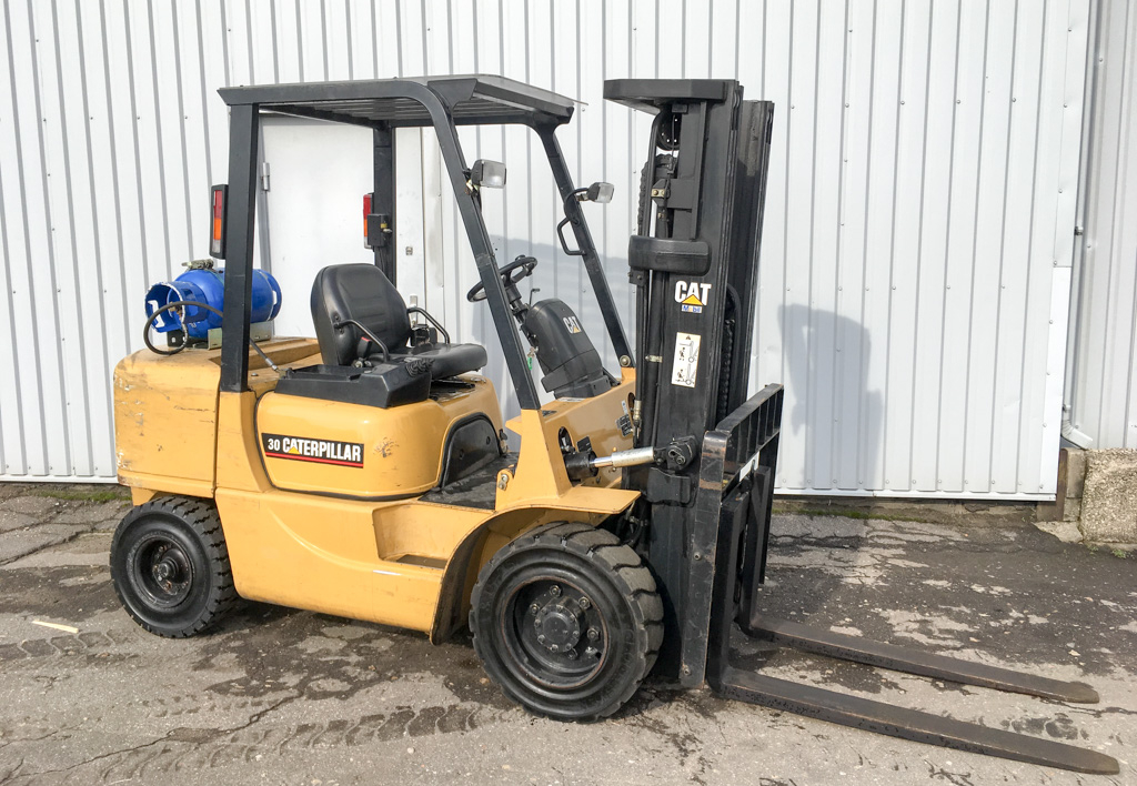 products.forklifts.used-(R329)-01