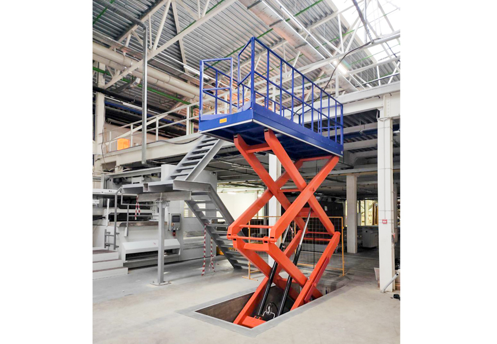 products.hydraulic-platforms.lifts-(edmolift)-08