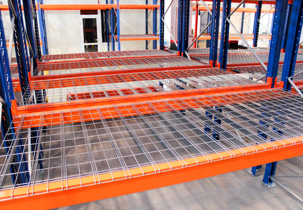 products.shelves.wire-mesh-decking-(Garantell)-06