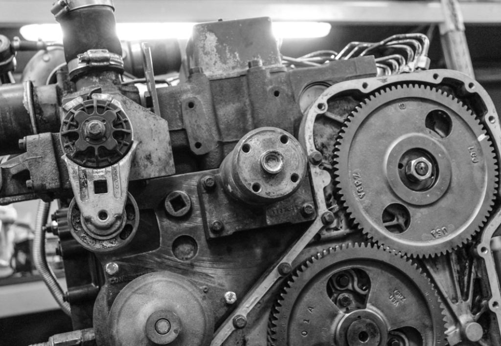 services.maintenance.engine-repairs.gallery-(laadur, service)-06