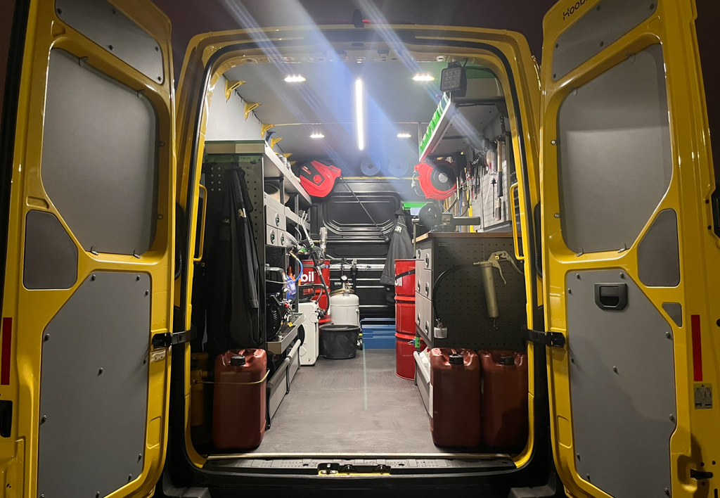 services.maintenance.van.gallery-()-01
