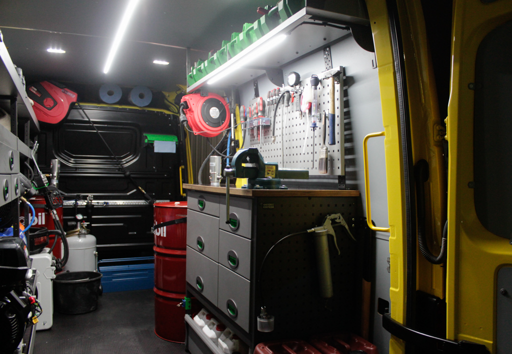 services.maintenance.van.gallery-()-05